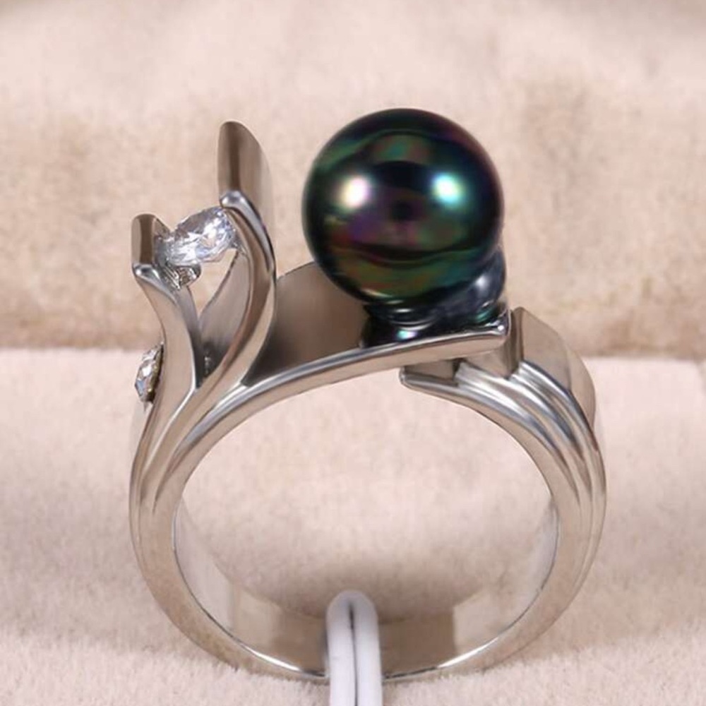 Elegant Silver and Green Pearl Ring size 7 - Picture 4 of 6